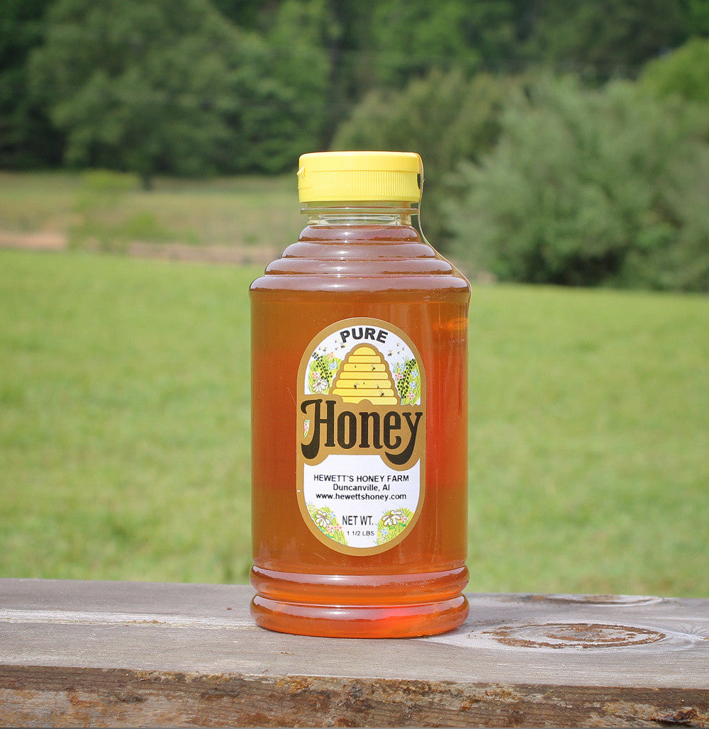 Bottle Honey 1.5lb Hewetts Honey